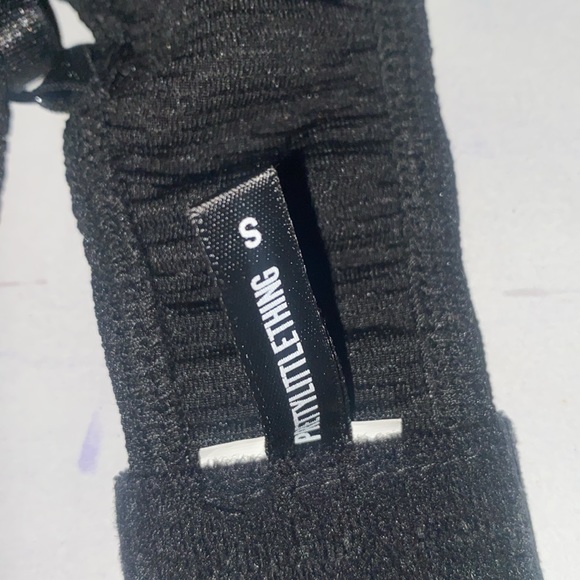 Pretty Little Thing Black Bikini Ribbed Bra No Underwire Adjustable Stretchy Sm - Picture 5 of 6